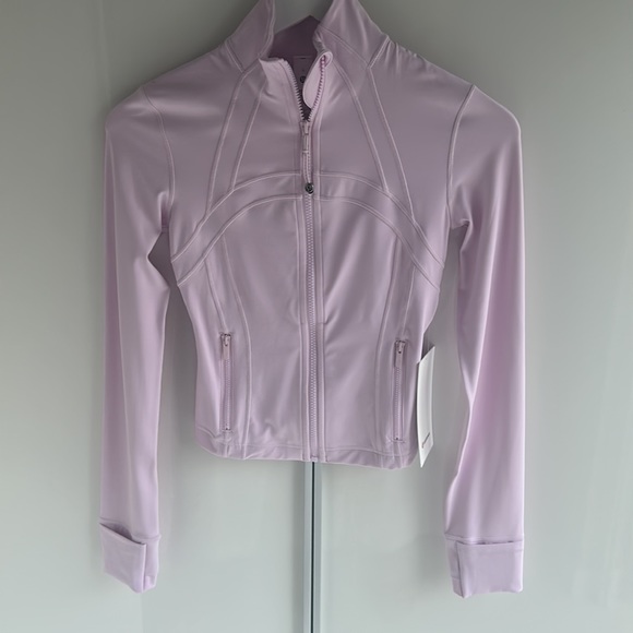 SOLD | Brand New Lulu define cropped pink - Picture 2 of 4